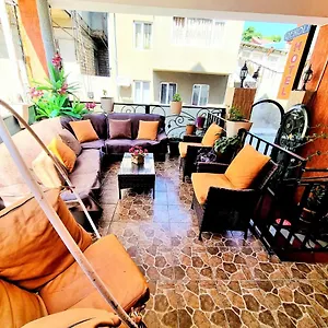 Hotel Qeroli Old Town